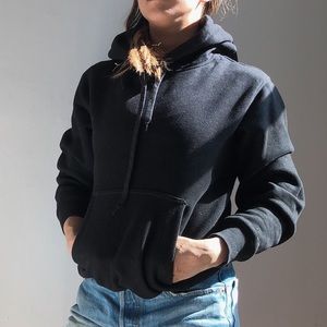 Perfect Black Hoodie TNA Aritzia Small